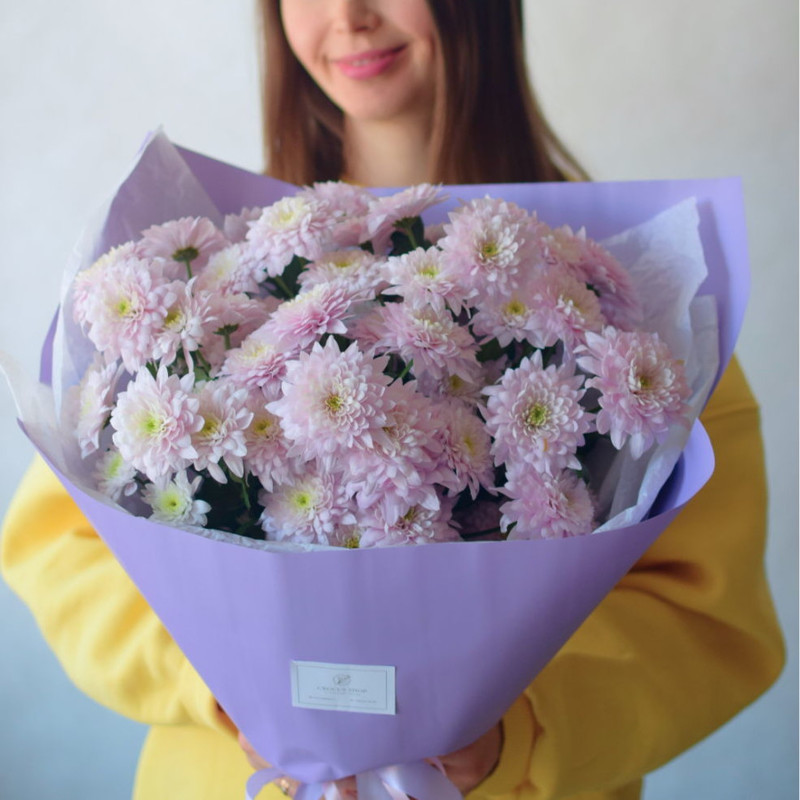 Lush bouquet of unusual chrysanthemums, standart