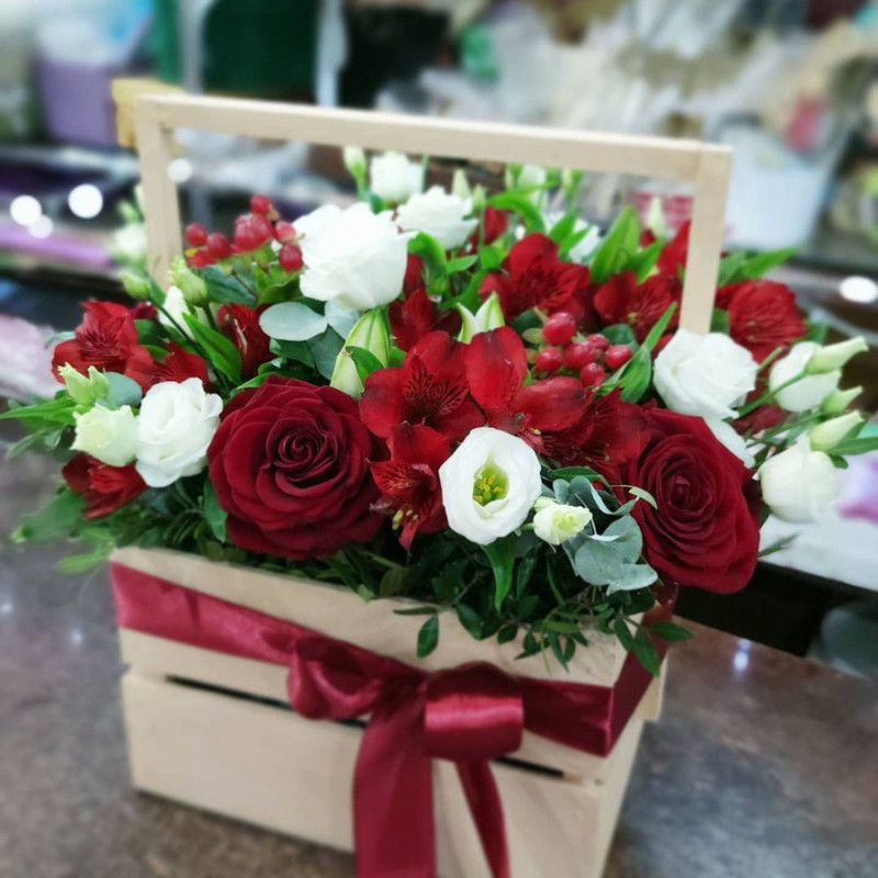 A basket of flowers, standart