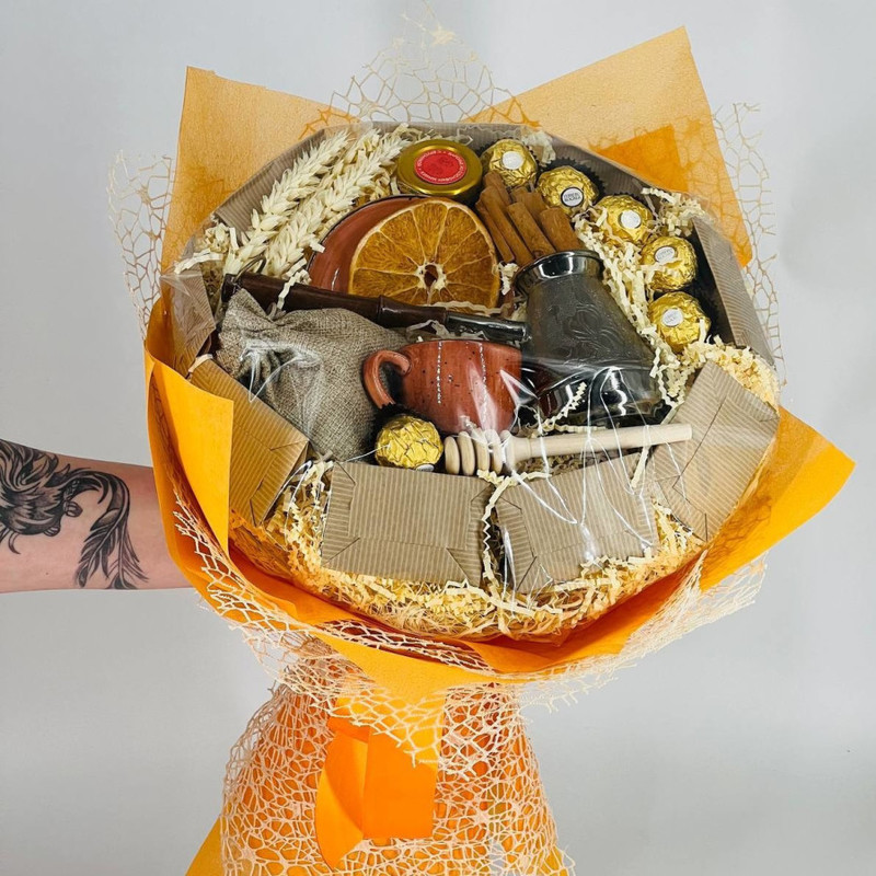 Coffee bouquet with sweets, tea pair and Turk, standart