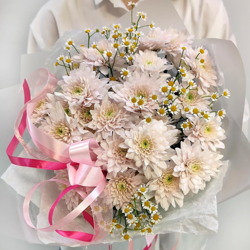 Tender bouquet of cream chrysanthemums, standart