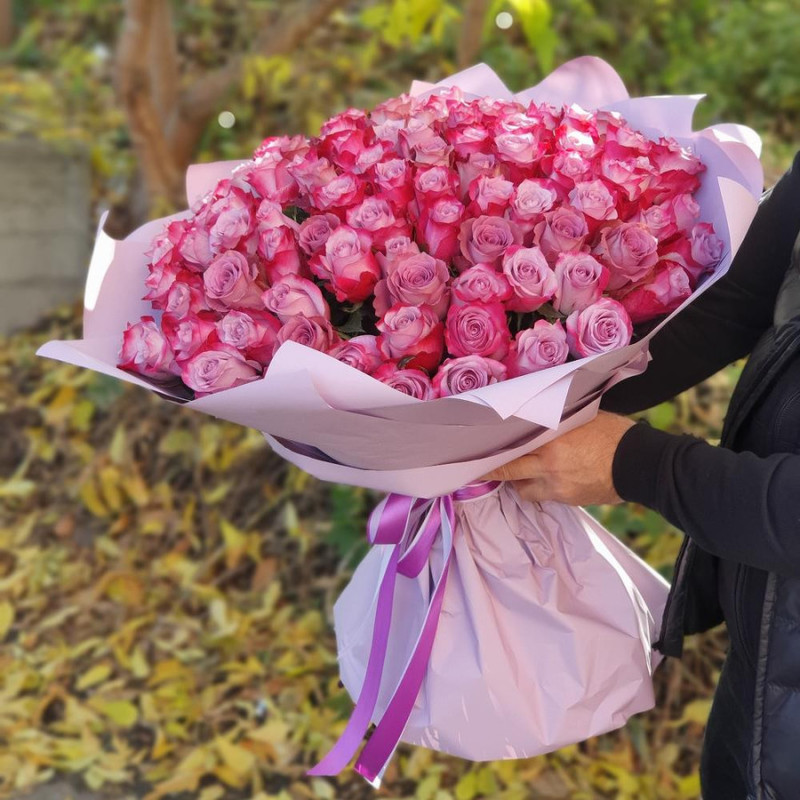Gorgeous bouquet of 101 roses, standart