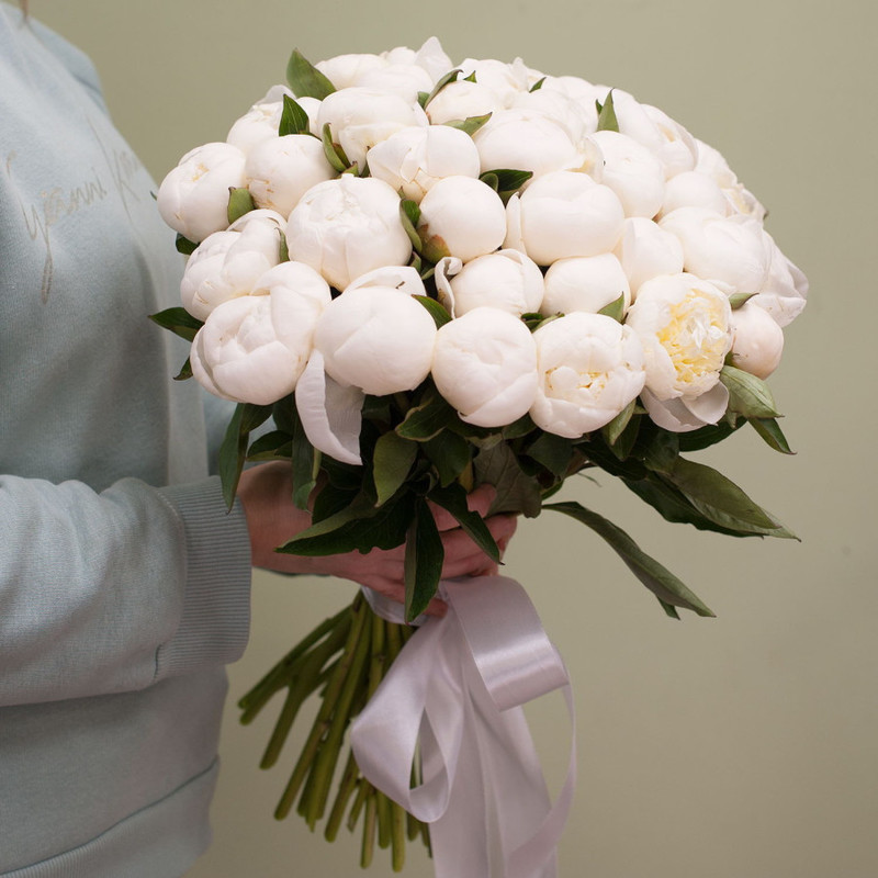 Букет цветов "Белые пионы", стандартный