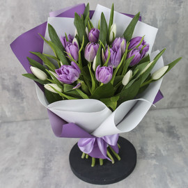 Bouquet of 25 tulips "White and lilac peony tulips in a package"