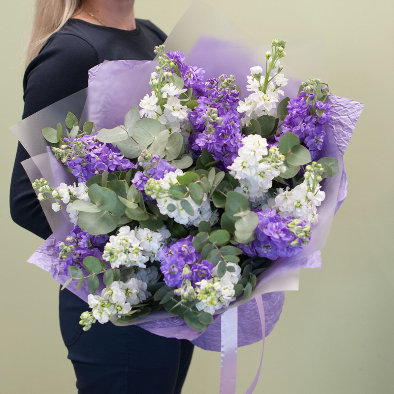 Bouquet of flowers "Matilda lavadder", standart