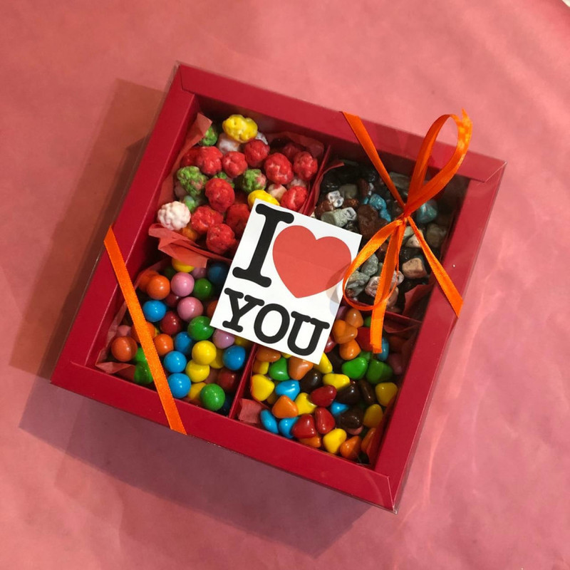 Box with sweets, standart