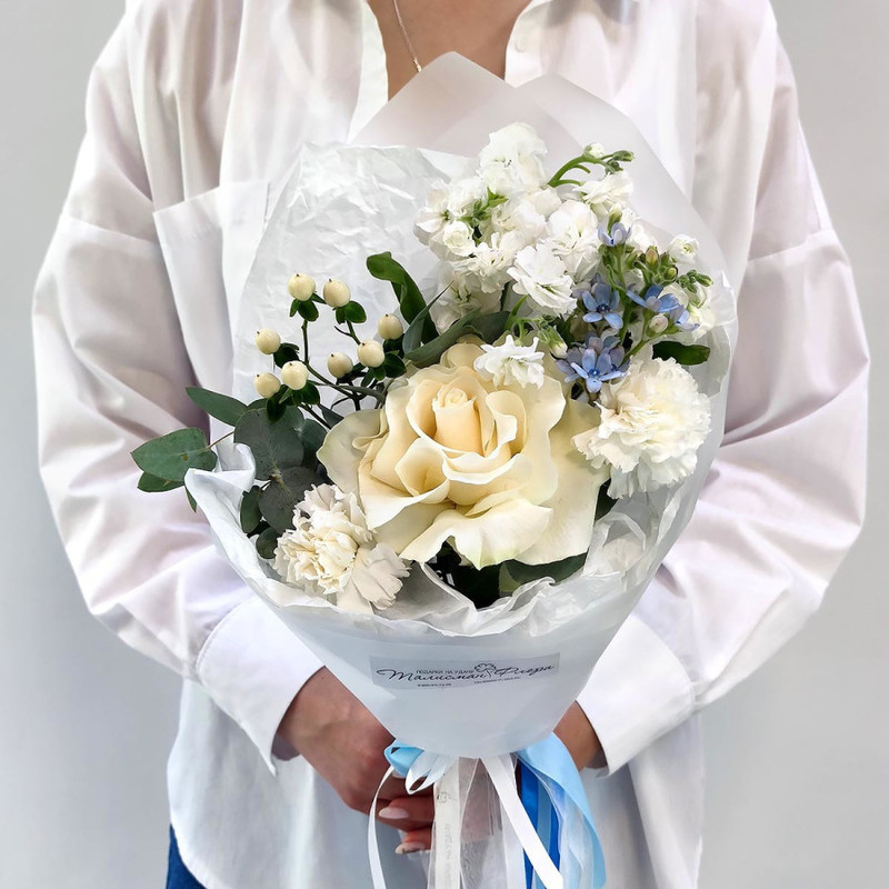TENDERING WHITE COMPACT BOUQUET, standart