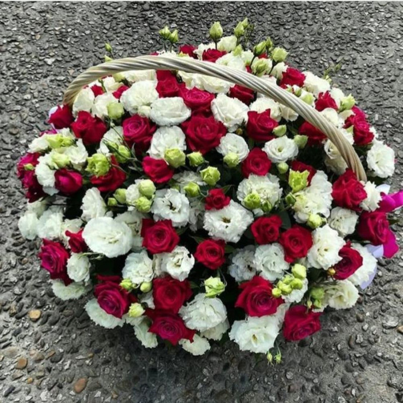 Red and white basket, standart
