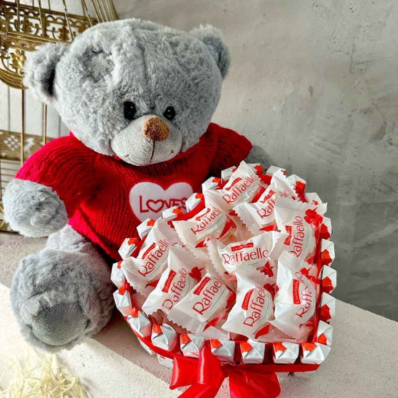 Gift set: Teddy bear and heart with sweets, standart