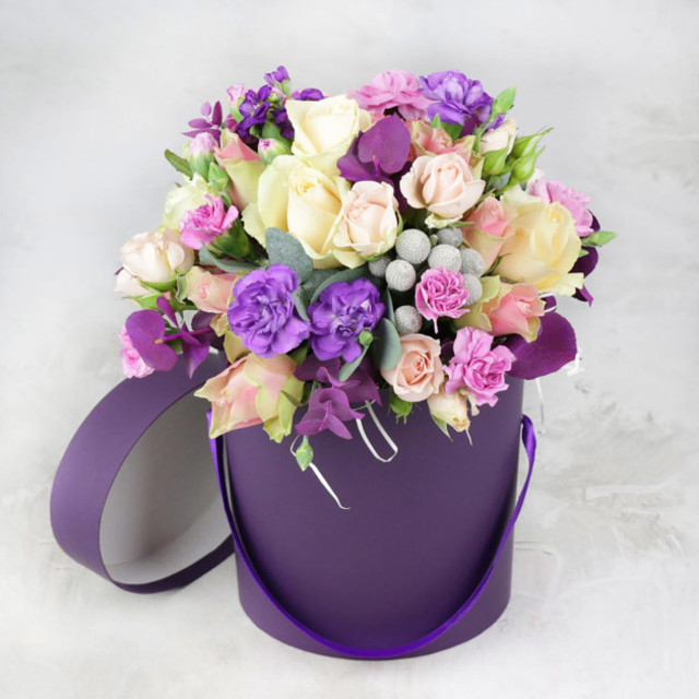 Фиолетовая шляпная коробка с цветами, стандартный