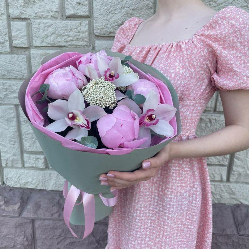 Bouquet of peonies and orchids "Fragrance of love", standart