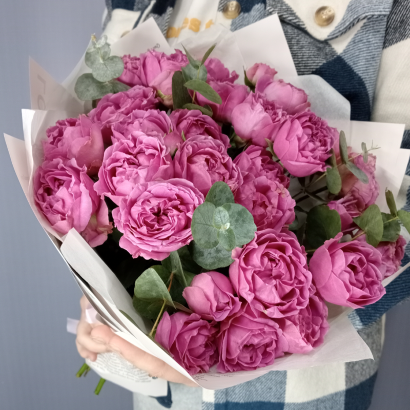 Bouquet of 7 Pink Roses, standart