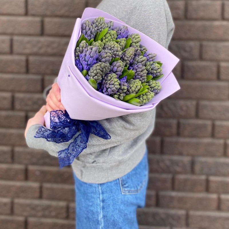 Bouquet of fragrant hyacinths, standart