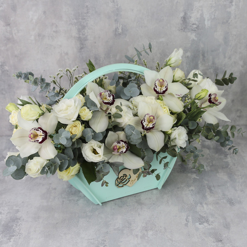 Box with flowers "White Day", standart