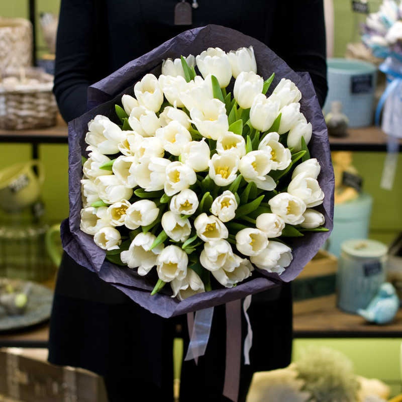 Bouquet of tulips "Wight", standart