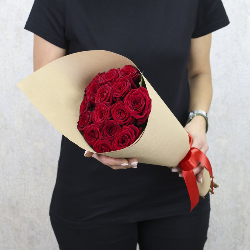 15 red roses "Red Naomi" 40 cm in kraft paper, standart