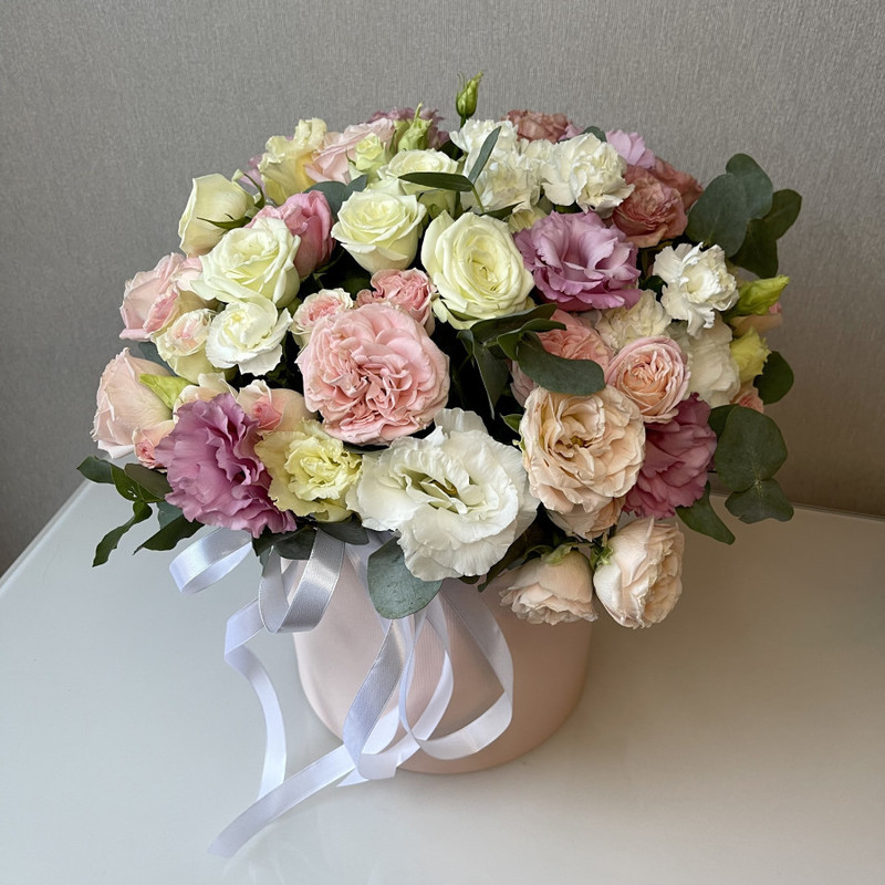 Floral delicate mix in a box, standart