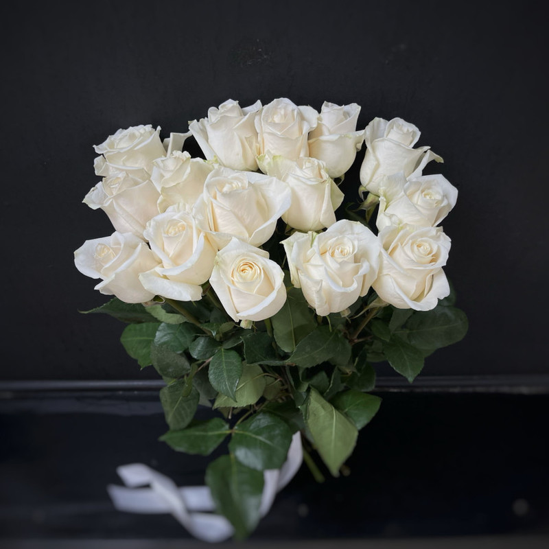 Bouquet of 15 white roses (code 45), standart