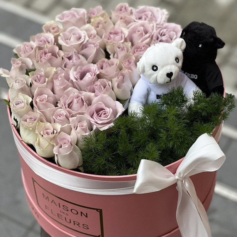 Box of roses and soft toys, standart