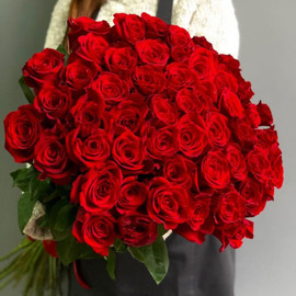 Bouquet of 51 red roses 50 cm