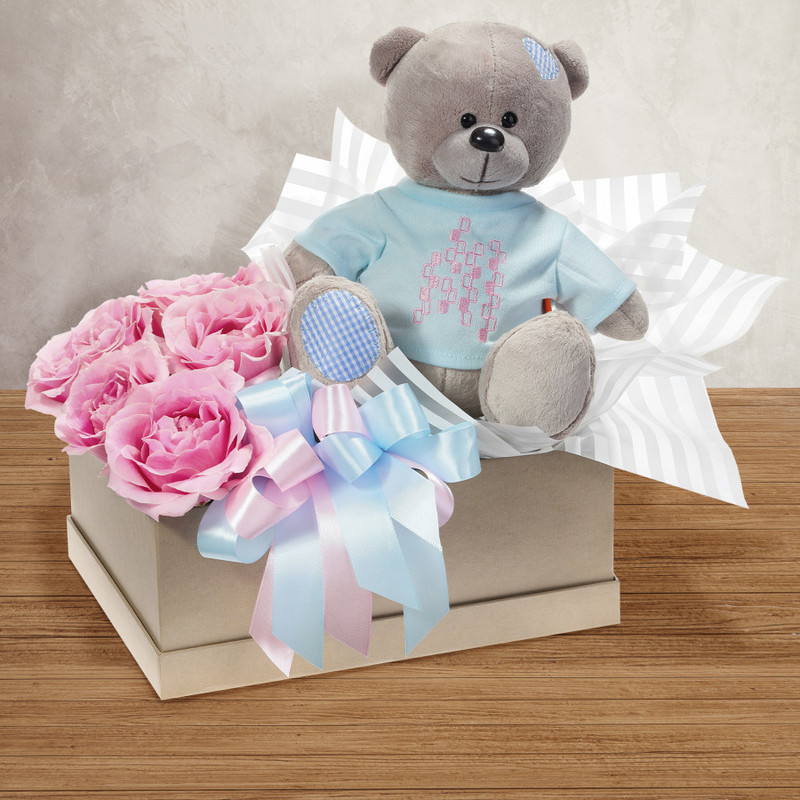 Box with Teddy Bear and roses, standart
