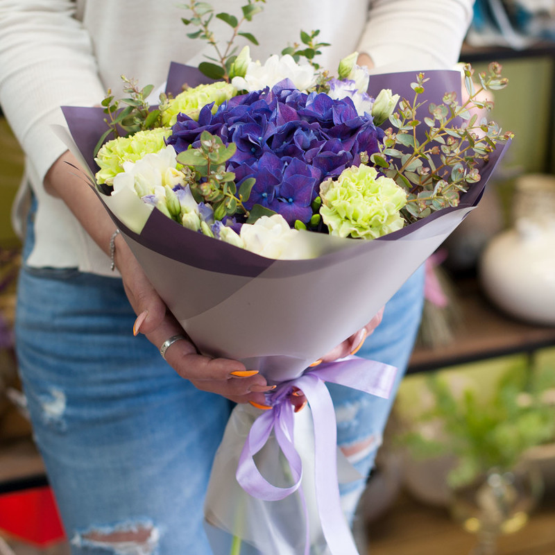 Bouquet of flowers "Purple star", standart