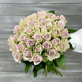 Bouquet of lilac roses 40 cm with ribbon