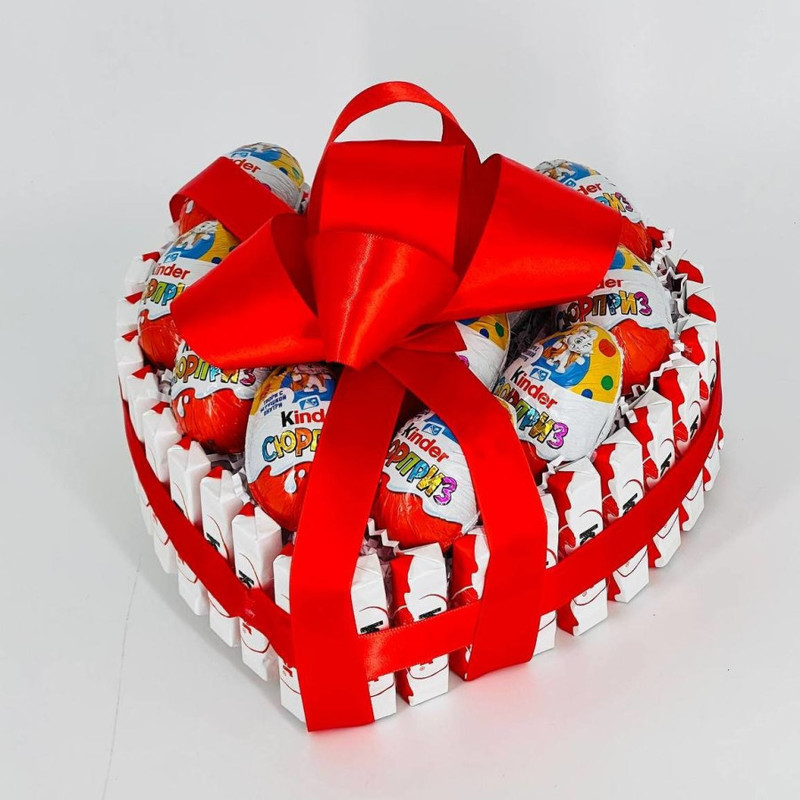 Торт сердце из киндер шоколада подарок, стандартный