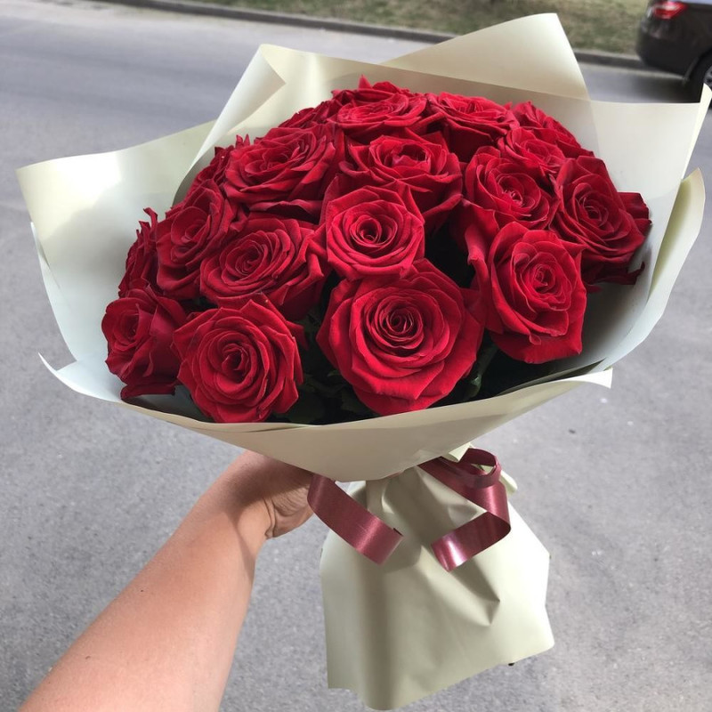 19 red roses, standart