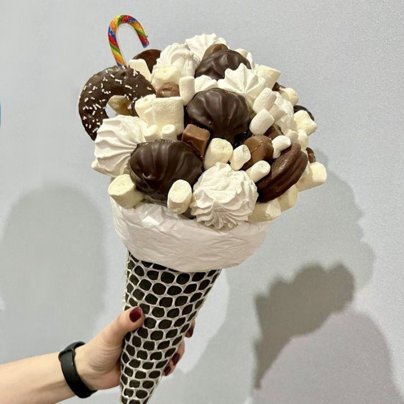 Marshmallow bouquet in a cone, standart