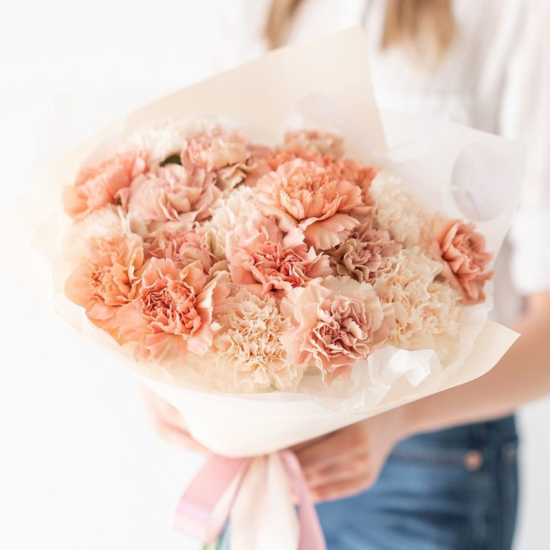 Bouquet with carnation, standart
