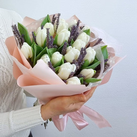 Bouquet of white tulips with lavender