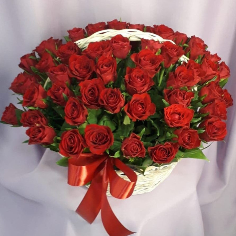 Basket with 71 red roses, standart