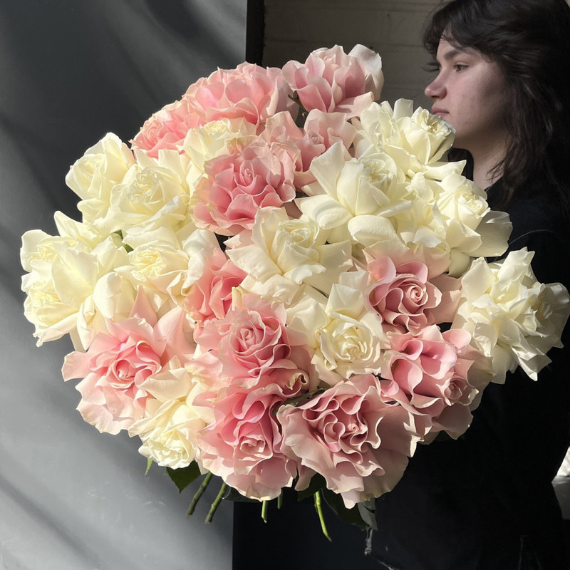 Mono bouquet of French roses, standart