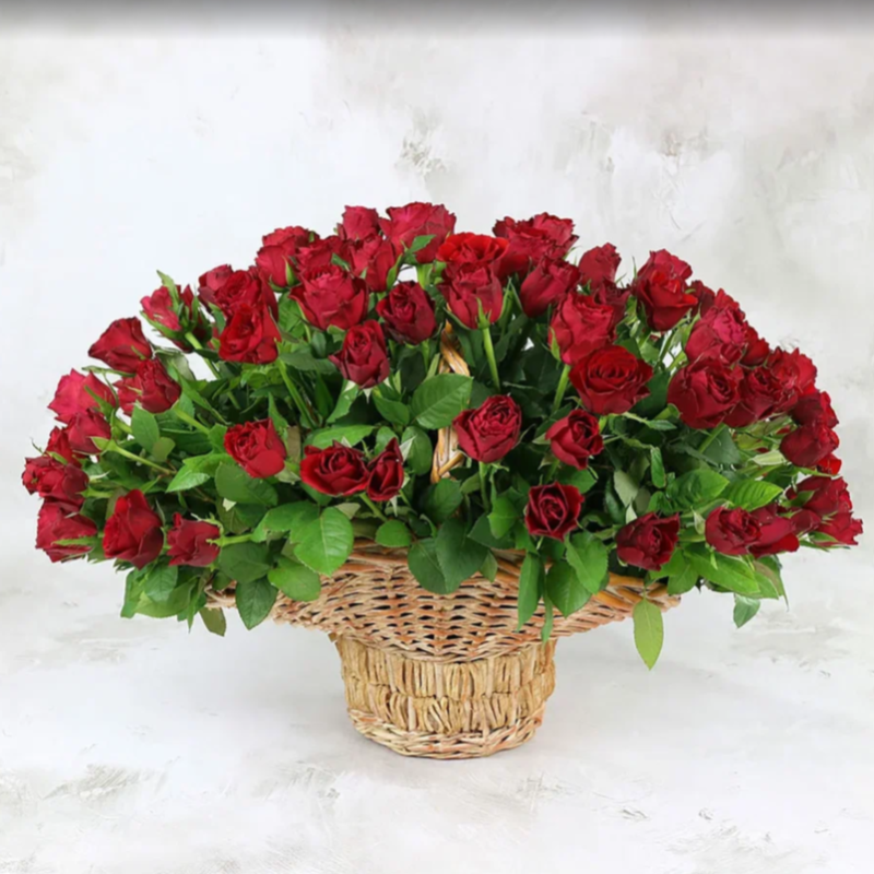 101 red roses 40 cm in a basket, standart