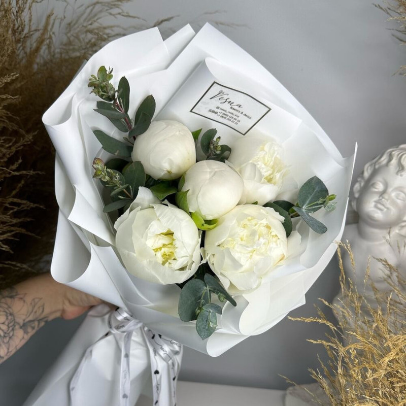 Premium quality snow-white peonies Mono bouquet, standart