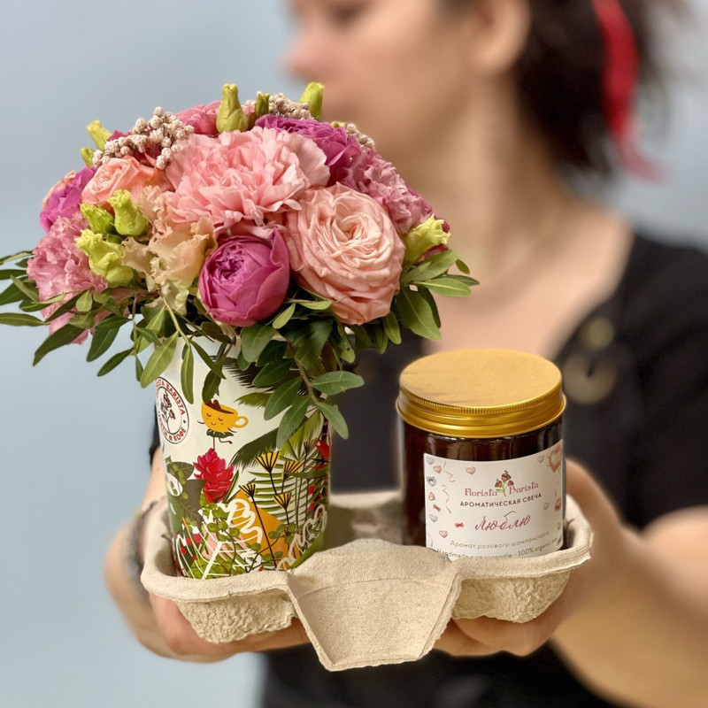 Gift set - flower arrangement + scented candle, standart
