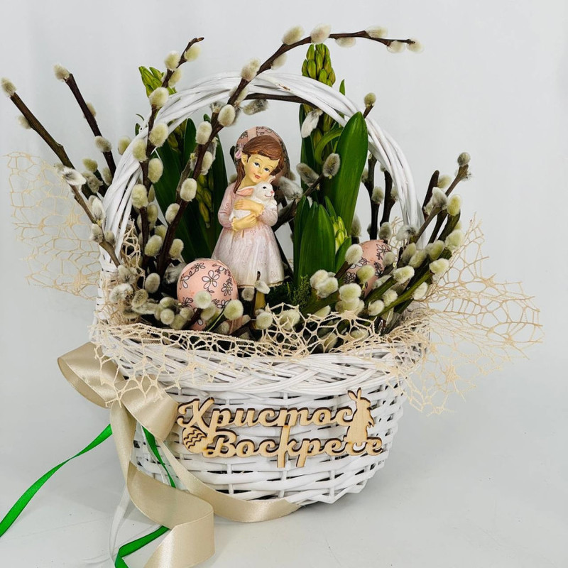 Easter gift composition of willow and hyacinths, standart