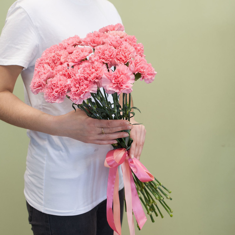 Bouquet of flowers "Pink carnations", standart