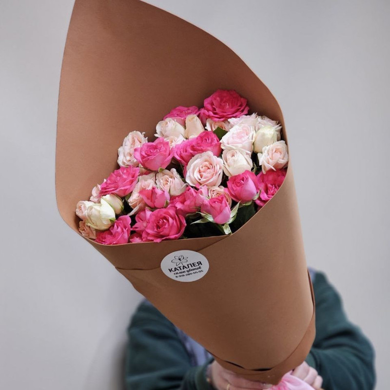 corner bouquet with spray rose, standart