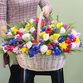 Basket with flowers "Nice gift"