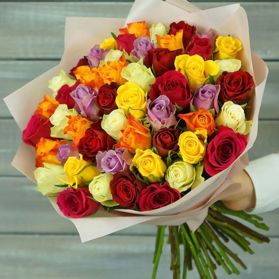 51 разноцветная роза, артикул: 333088185, с доставкой в город Москва (внутри МКАД)