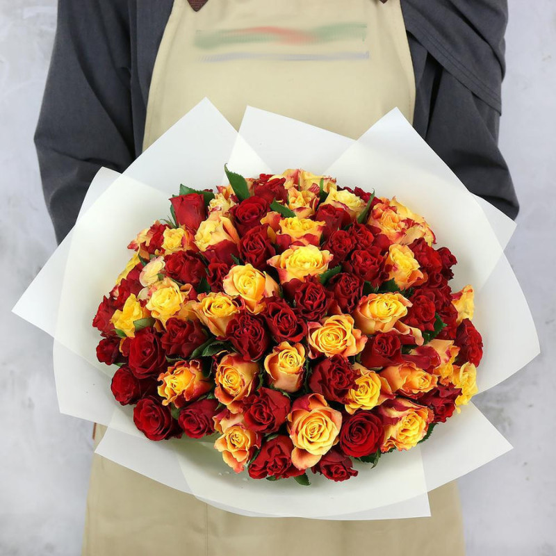 Bouquet of 75 Kenyan roses in a package, standart