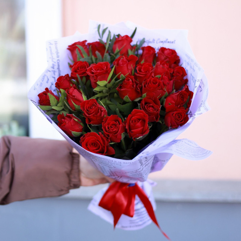 25 red roses with greenery, standart