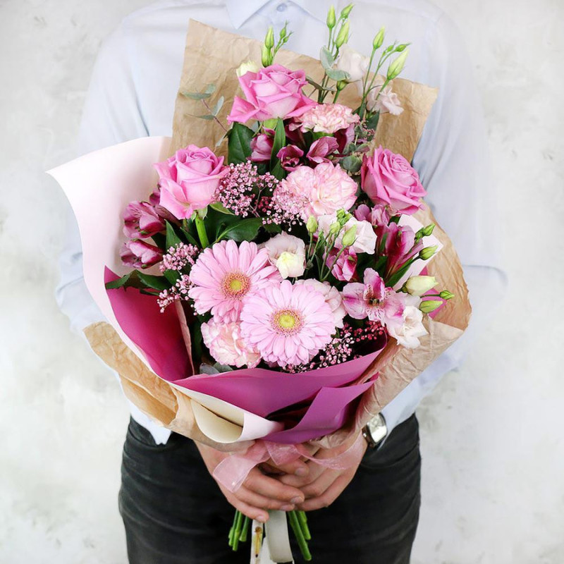 Bouquet of carnations, roses, lisianthus and alstroemerias, standart