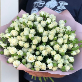 Bouquet of 29 spray white roses