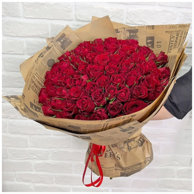 Bouquet of red Kenyan roses 101 pcs "Luxurious", standart