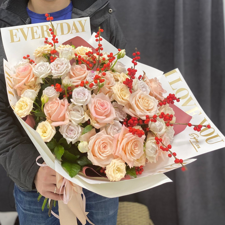 100 Heart Shaped Bouquet❤️(Crown+Message)