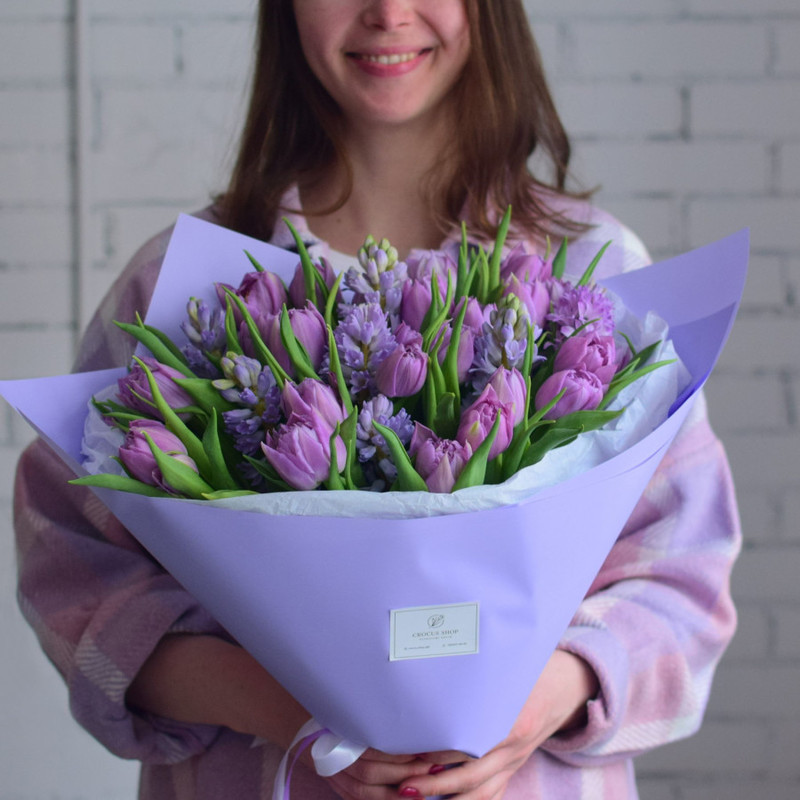 Duo bouquet with fragrant hyacinths, standart