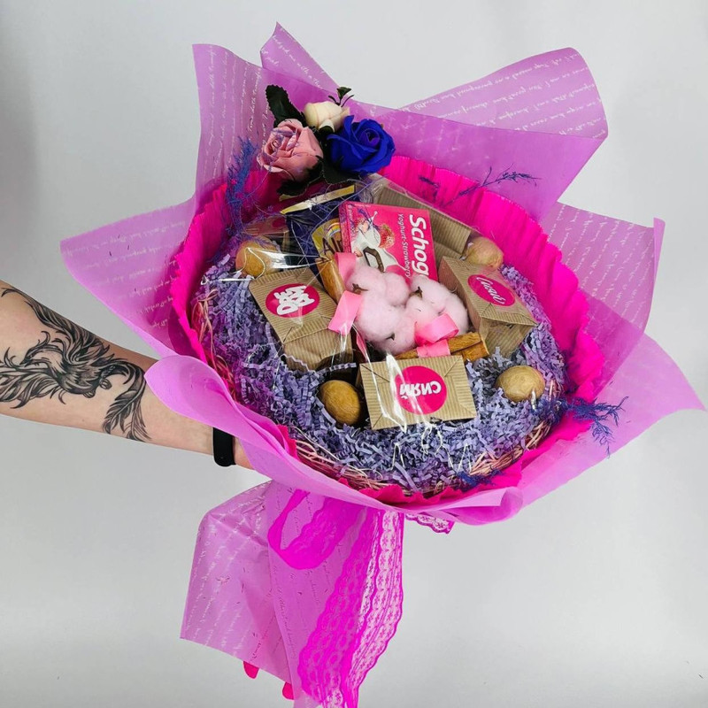 Tea bouquet with chocolates gift for February 14 March 8, standart