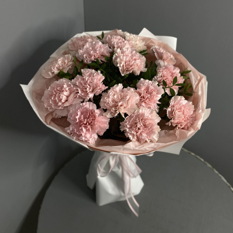 Bouquet with dianthus, standart